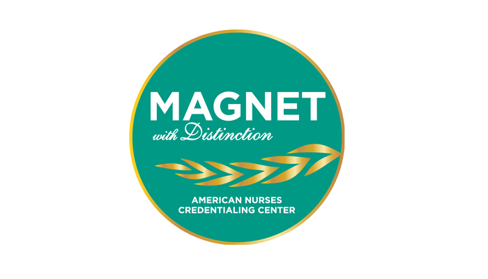 Magnet with Distinction logo
